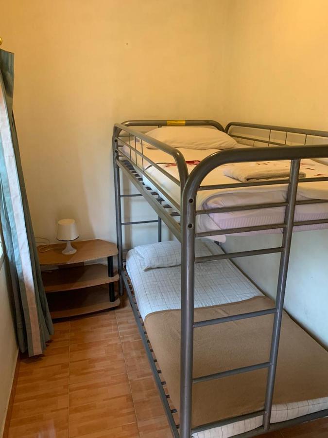 Arimbi Cibulan Suites Чисаруа Экстерьер фото